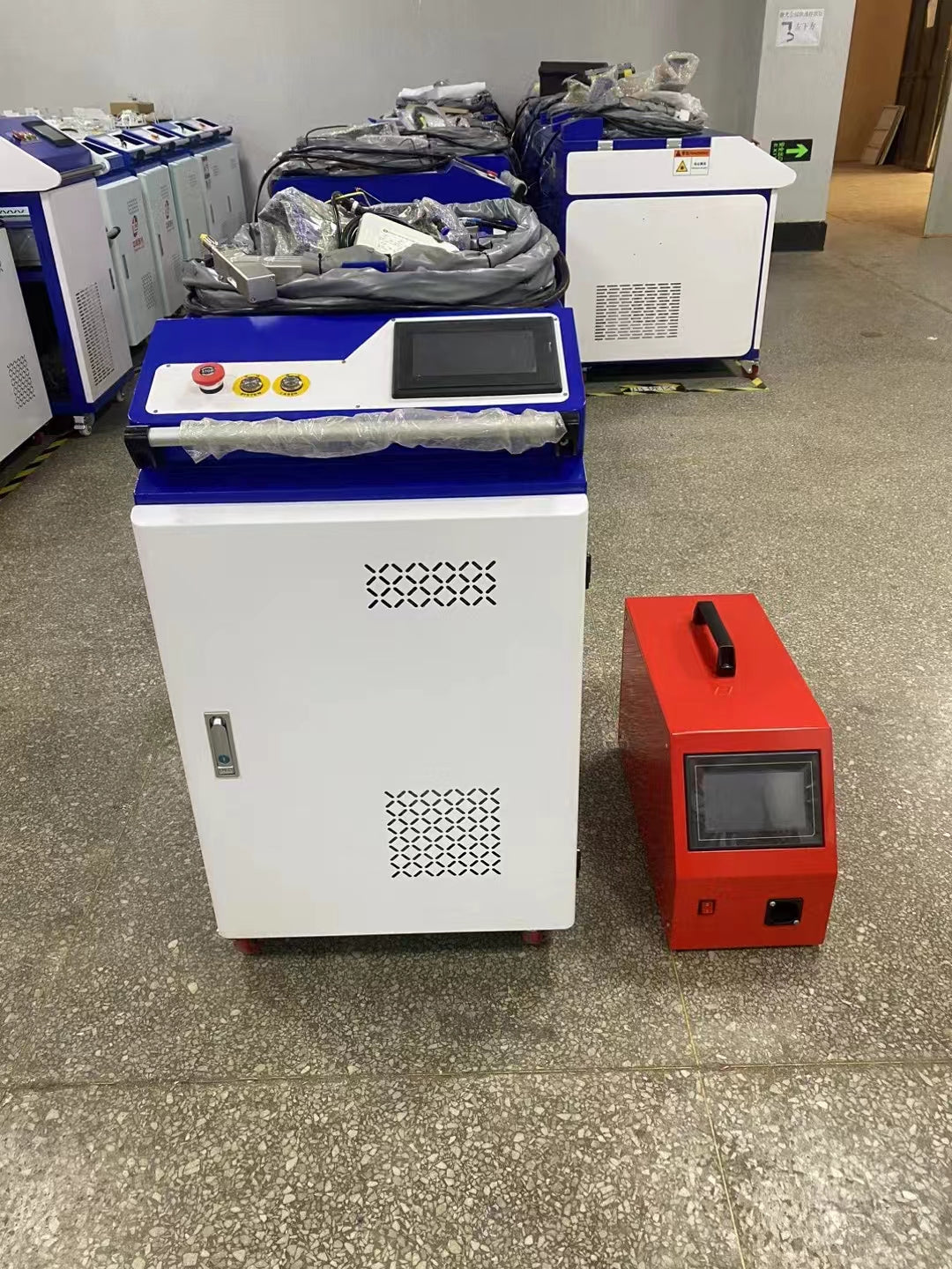 5 in 1 handheld laser welding machine for Staircase industry and automobile repair industry