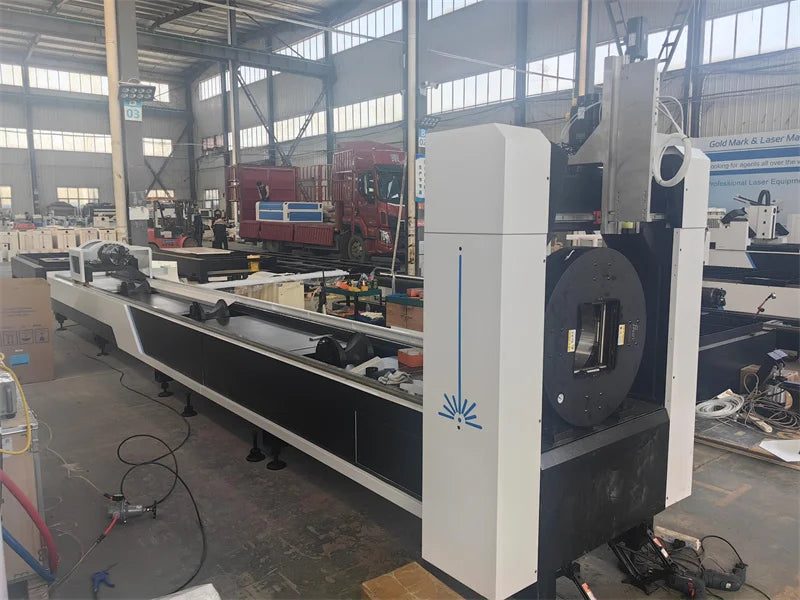 2024 RAYCUS BWT MAX 3kw 6kw professional precision fiber laser cutting machine 4 axis / laser tube cutting iron pipe services