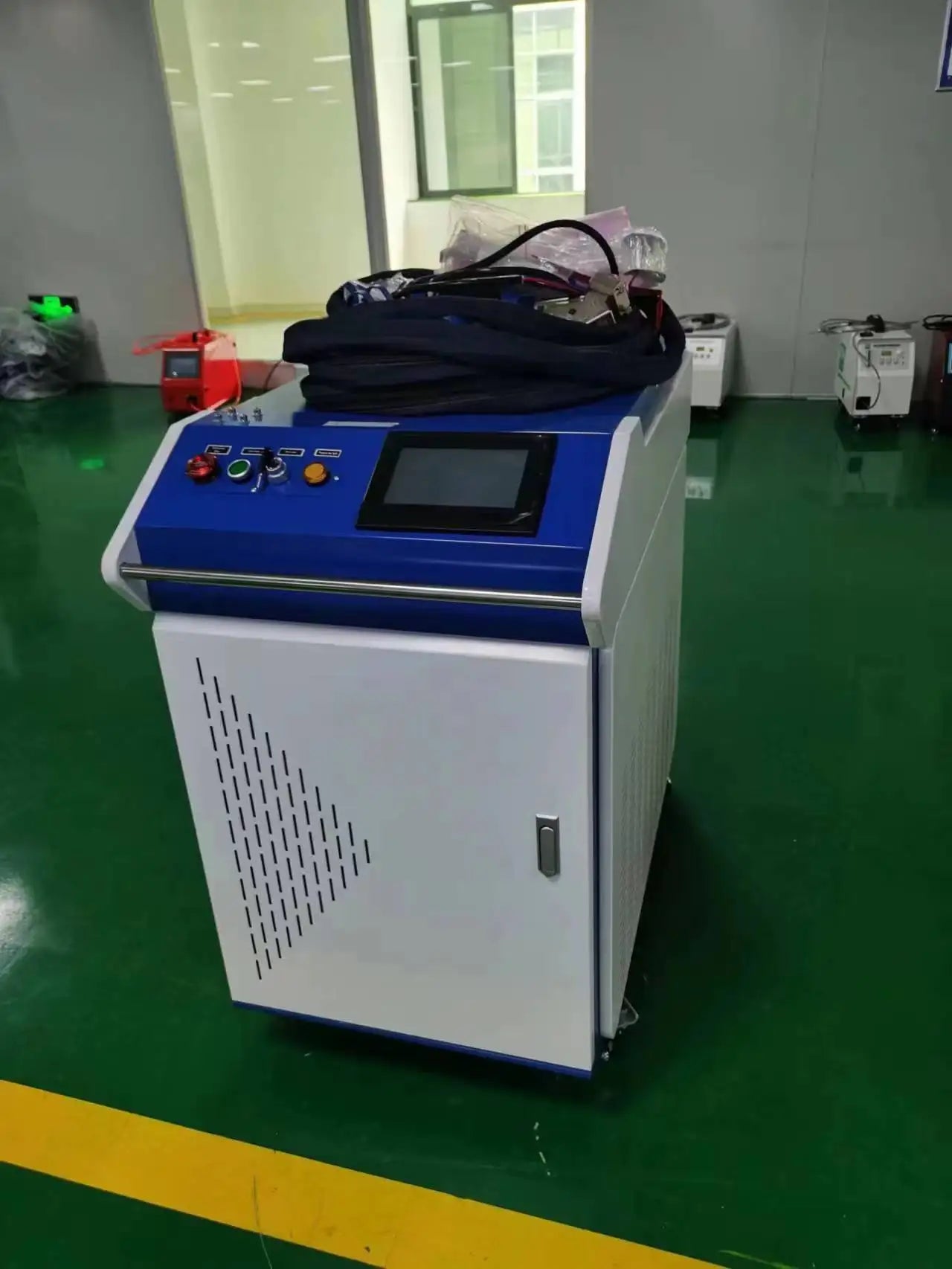 Reliable quality Laser Welding Machine for metal 3 in 1 Laser Welder 3000w laser welding machine