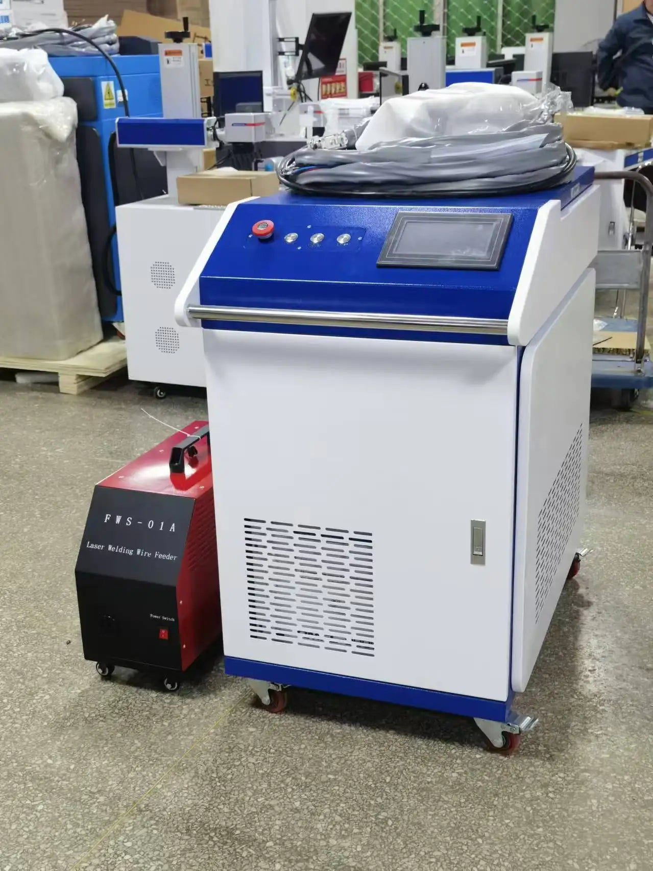 Handheld Laser Welder 1.5KW Laser Handheld Welding Machine Welder Double Wobble Head Laser Welding Machine