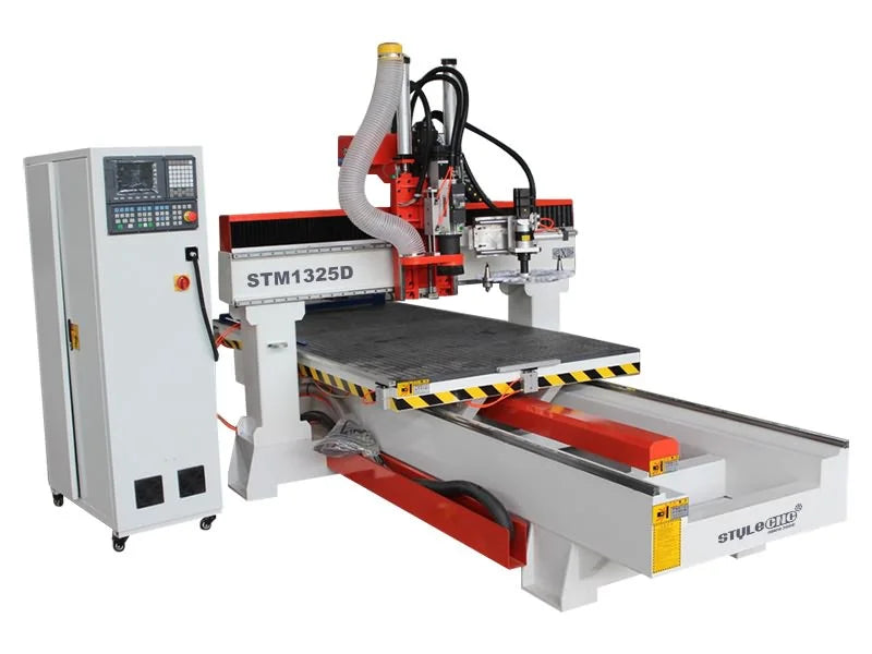 Moving Table CNC Router Machine with Automatic Tool Changer