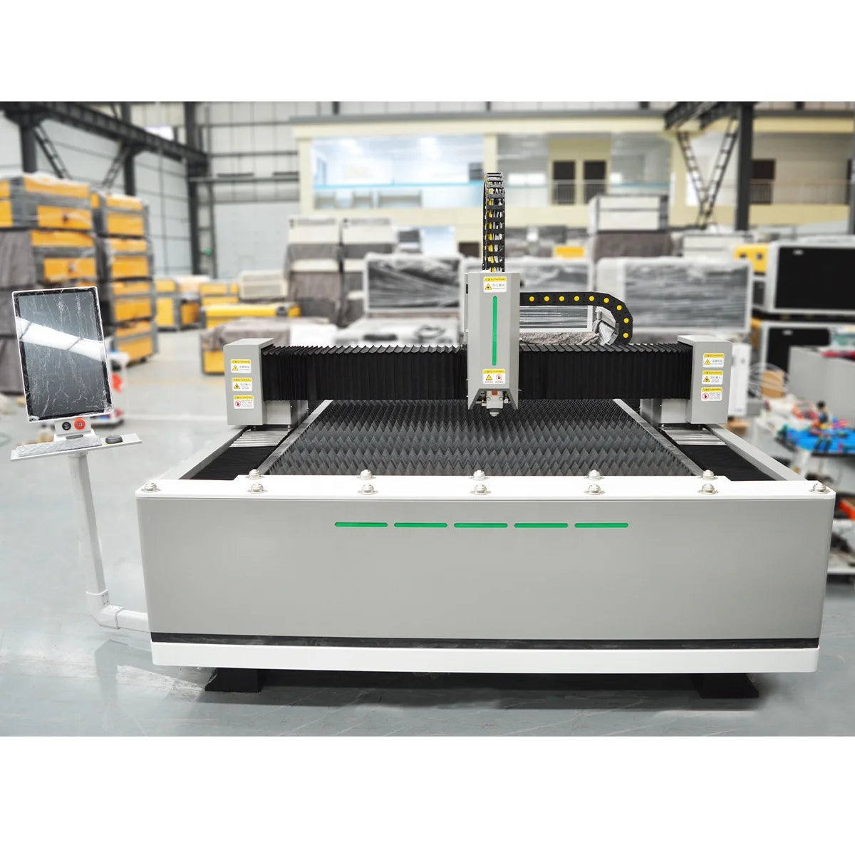 metal Fiber Laser Cutting Machine 1000W 1500W 2000W fiber laser cutter from Voiern Laser